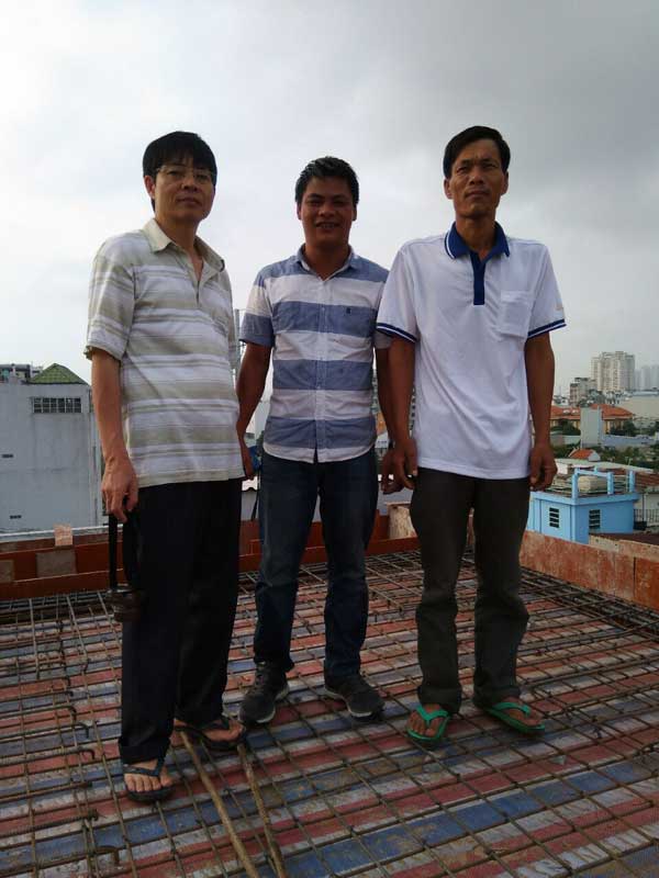 xay nha quan 7